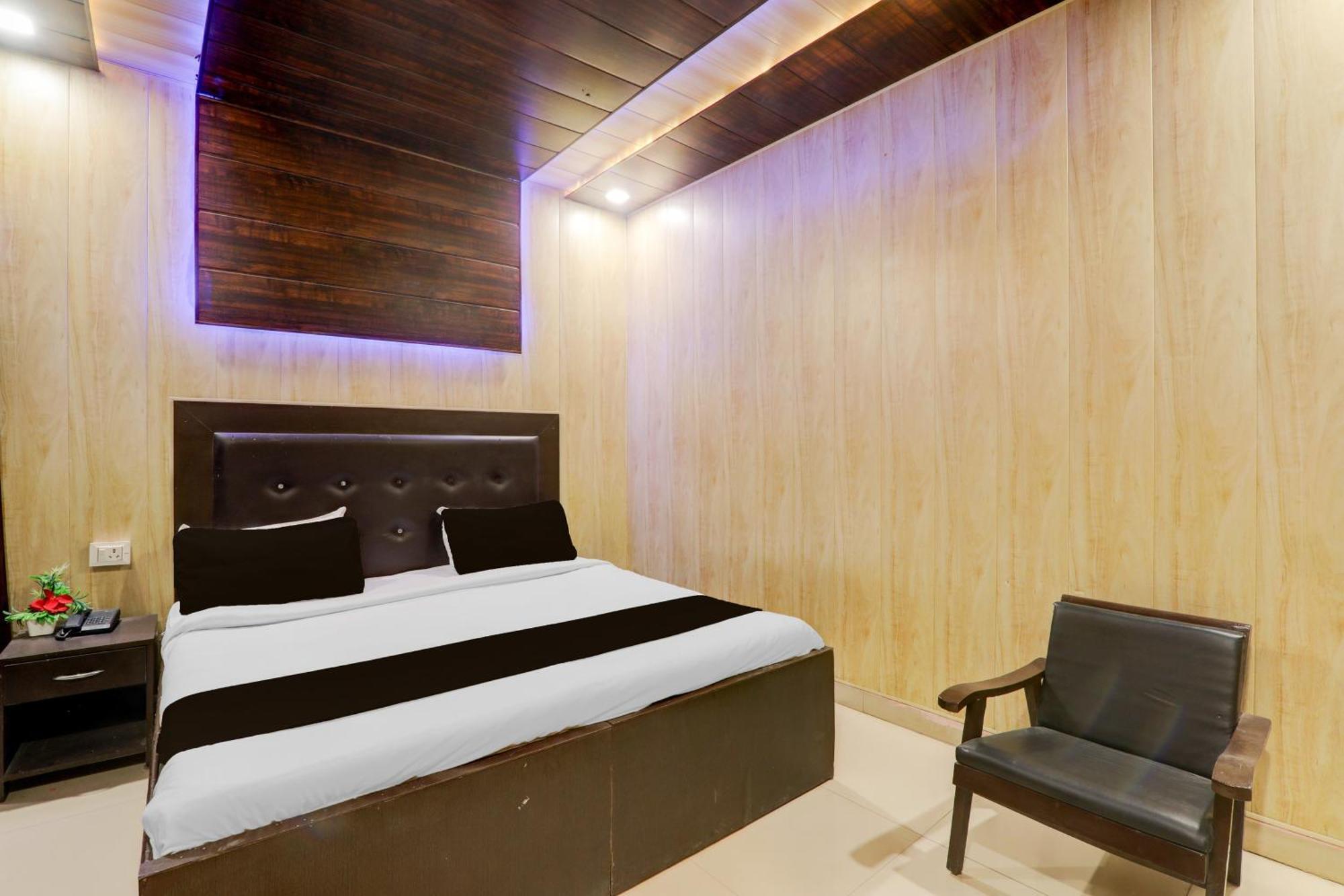 Hotel O Ganapati 3*